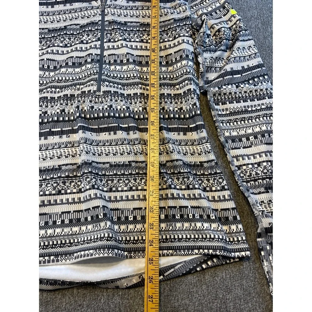 Nike Pro Dri-FIT Half Zip Pullover‎ Athletic Top Geometric Print L